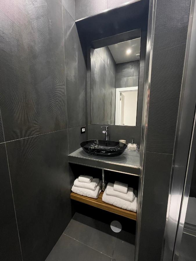 Aroma Apartment And B&B, Maschio Angioino Naples Extérieur photo